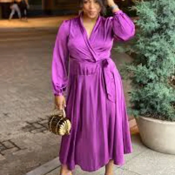 Nasty Gal Steal Spotlight BarbieCore Pink Satin Wrap Dress wedding guest plus 24 - Picture 4 of 14